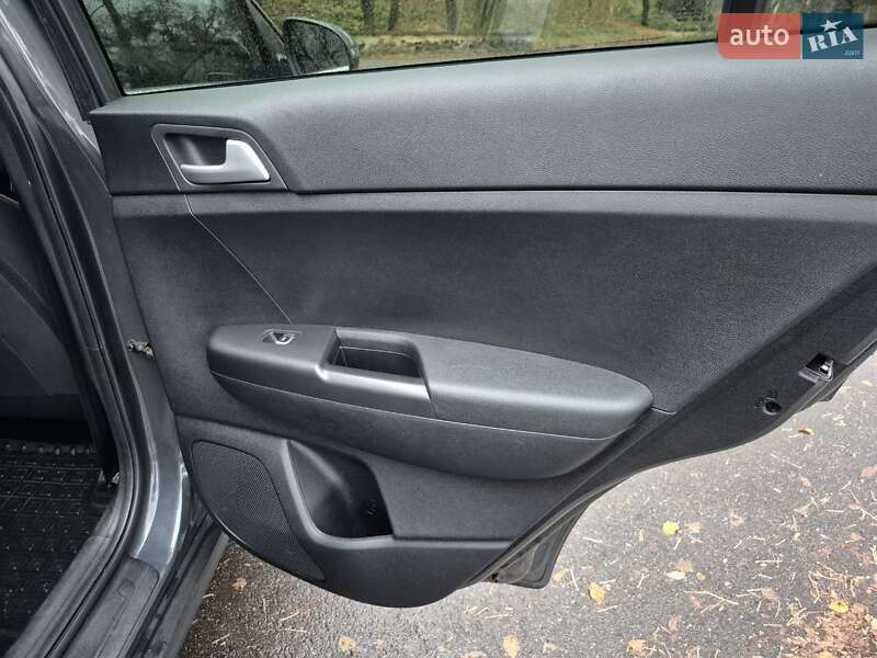 Внедорожник / Кроссовер Kia Sportage 2020 в Черкассах фото 14 Внедорожник / Кроссовер Kia Sportage 2020 в Черкассах