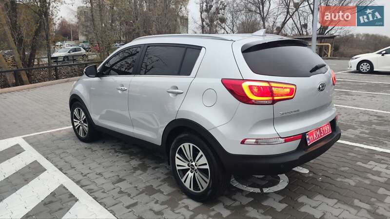 Внедорожник / Кроссовер Kia Sportage 2015 в Киеве