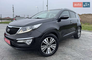 Позашляховик / Кросовер Kia Sportage 2015 в Луцьку