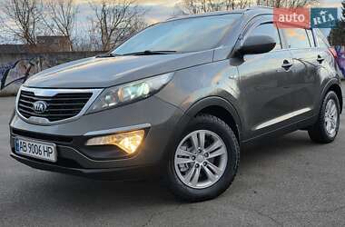 Внедорожник / Кроссовер Kia Sportage 2012 в Хмельницком