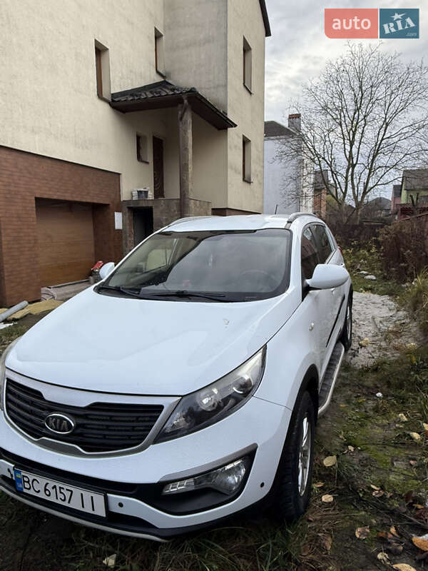 Внедорожник / Кроссовер Kia Sportage 2011 в Львове