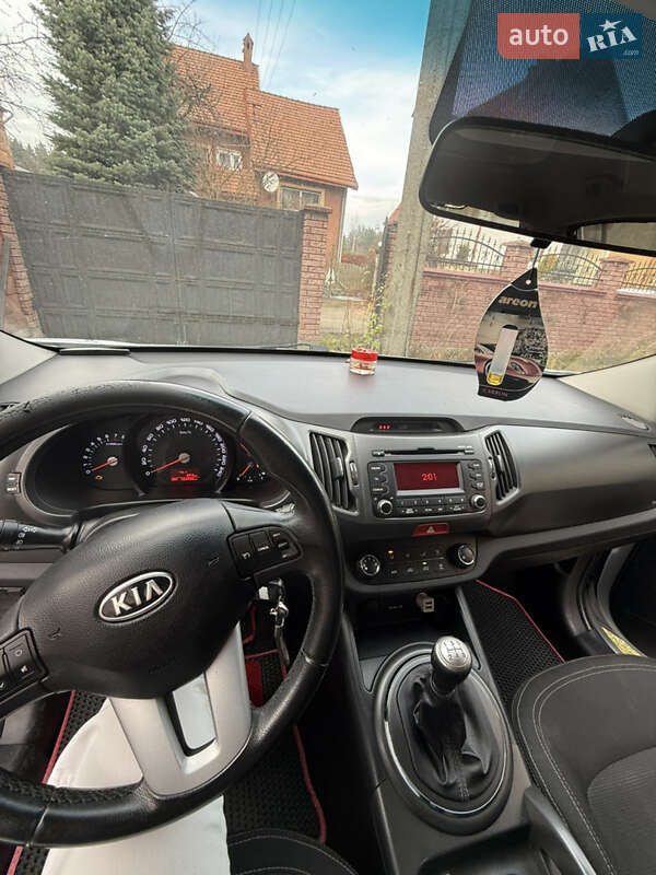 Внедорожник / Кроссовер Kia Sportage 2011 в Львове