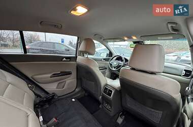 Внедорожник / Кроссовер Kia Sportage 2016 в Луцке