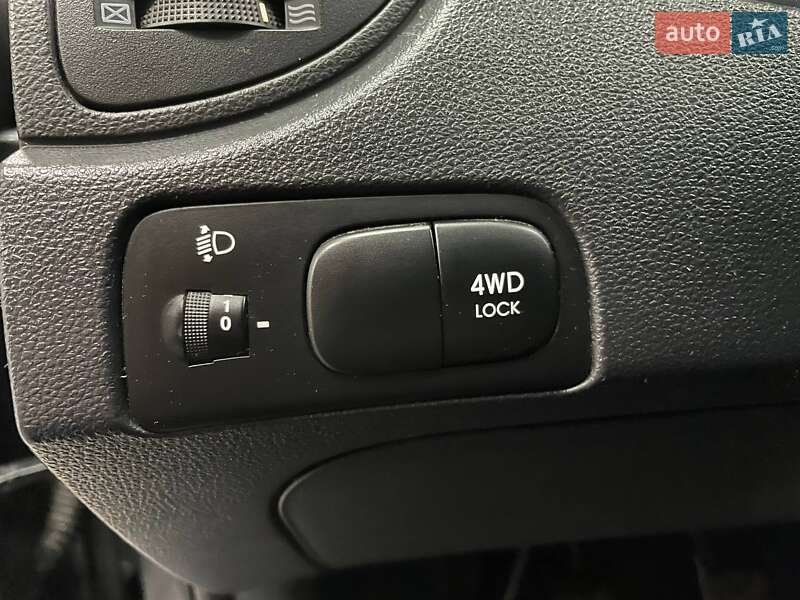 Позашляховик / Кросовер Kia Sportage 2008 в Києві