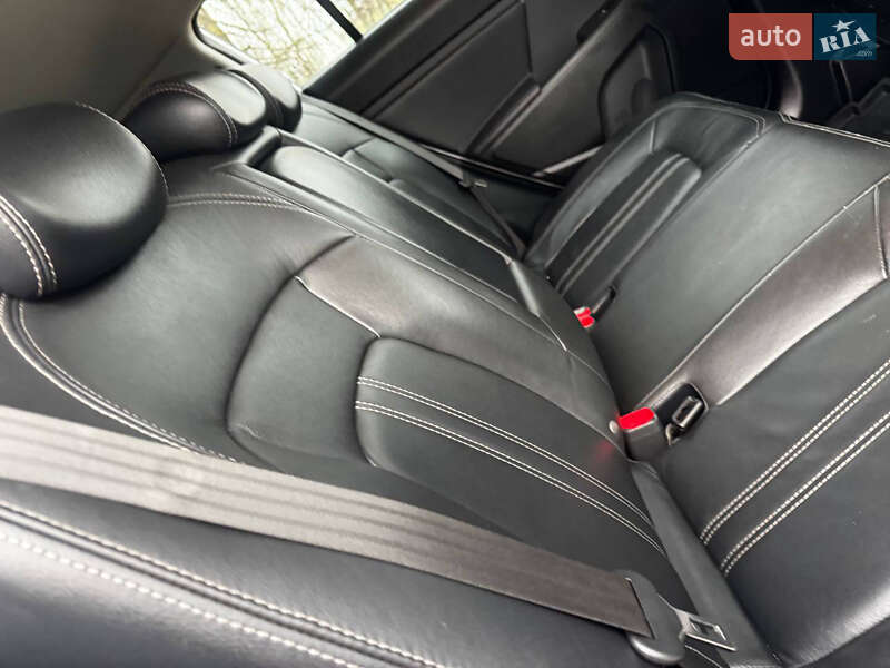 Внедорожник / Кроссовер Kia Sportage 2012 в Ахтырке фото 47 Внедорожник / Кроссовер Kia Sportage 2012 в Ахтырке