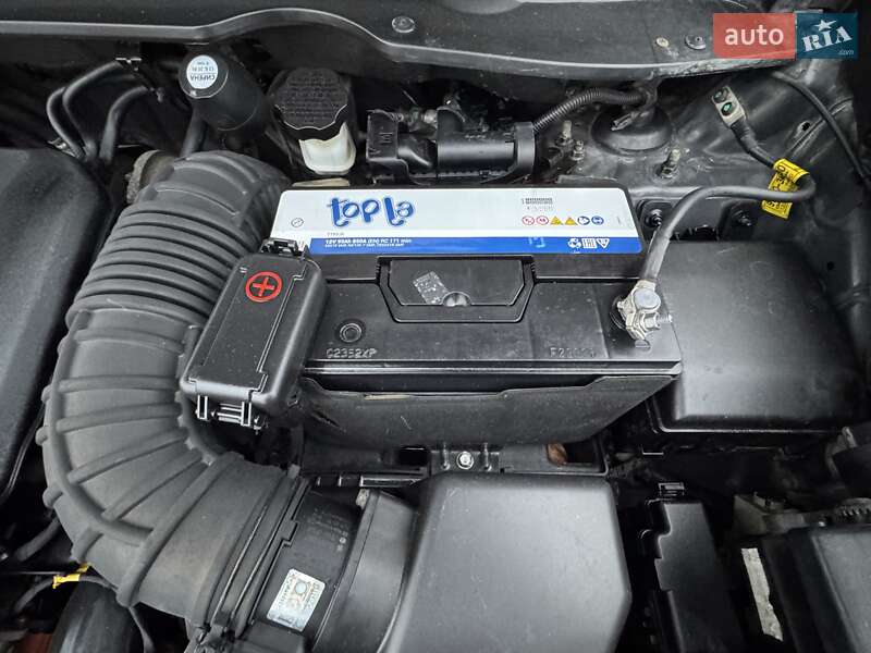 Внедорожник / Кроссовер Kia Sportage 2012 в Одессе