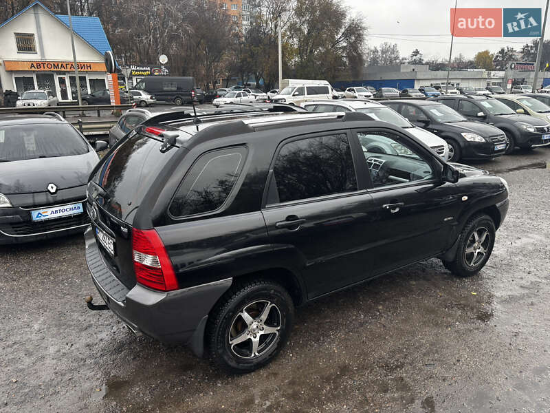 Позашляховик / Кросовер Kia Sportage 2006 в Полтаві