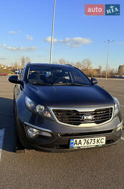 Внедорожник / Кроссовер Kia Sportage 2012 в Киеве