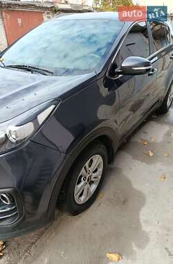 Внедорожник / Кроссовер Kia Sportage 2017 в Обухове