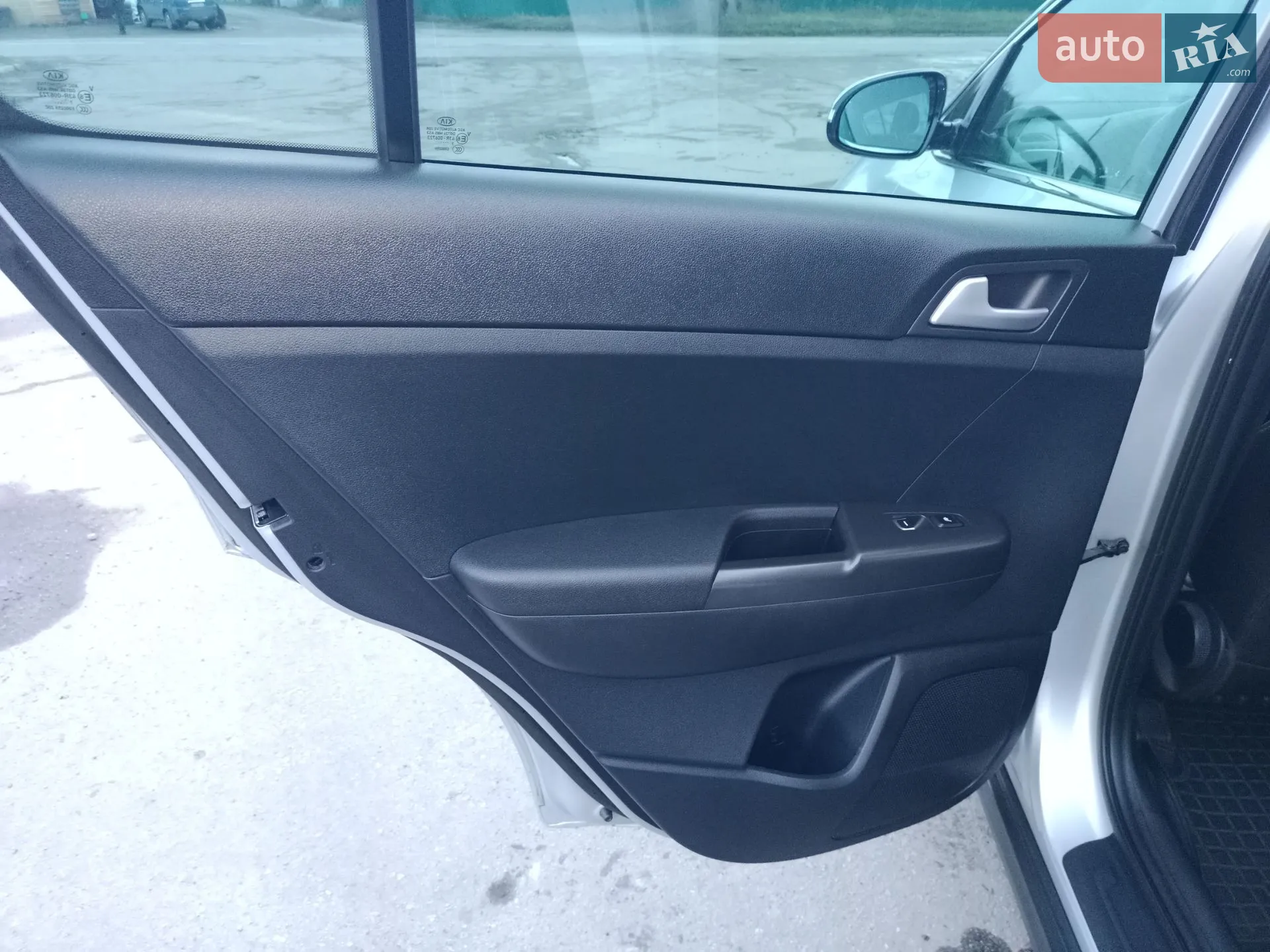 Kia Sportage 2017 VIN U5YPG814AHL409383 фото оголошення 31 з 54