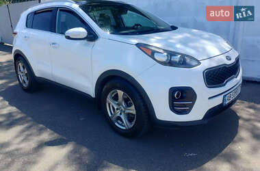Внедорожник / Кроссовер Kia Sportage 2016 в Киеве