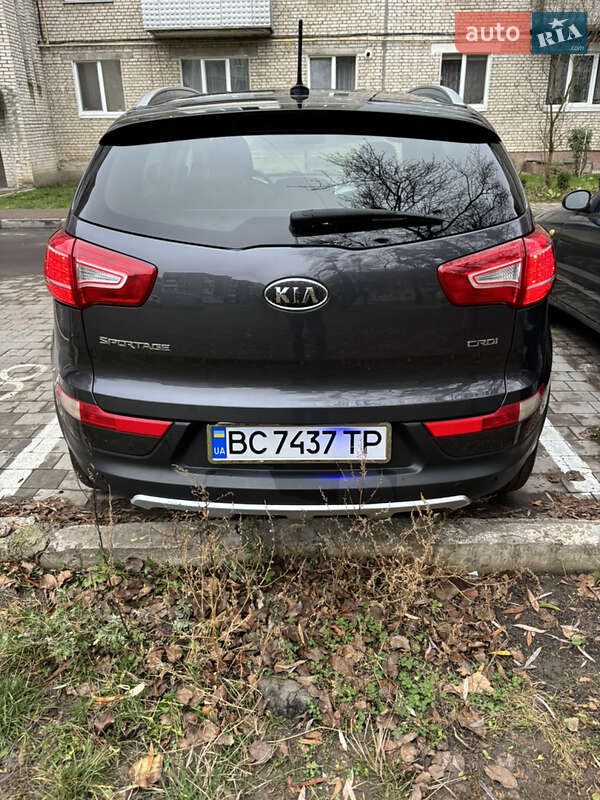 Позашляховик / Кросовер Kia Sportage 2012 в Шептицькому