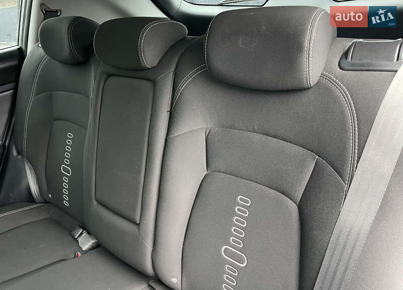 Внедорожник / Кроссовер Kia Sportage 2012 в Баре