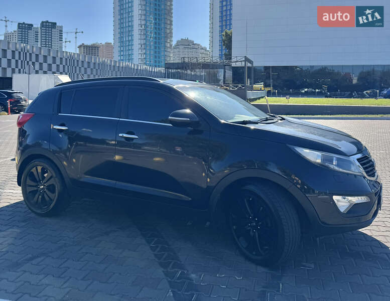 Внедорожник / Кроссовер Kia Sportage 2011 в Одессе