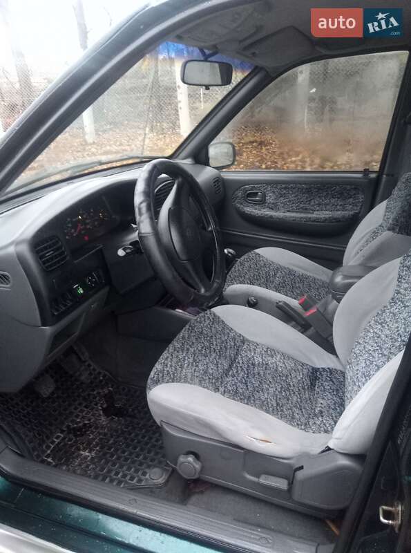 Внедорожник / Кроссовер Kia Sportage 1999 в Макарове