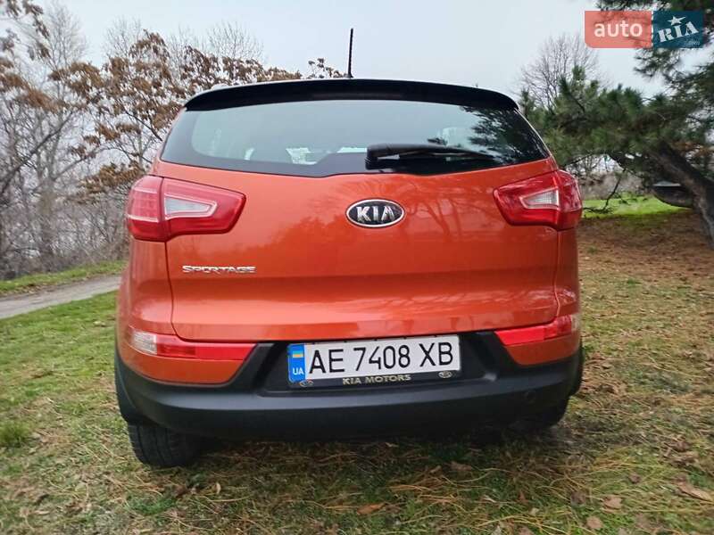 Позашляховик / Кросовер Kia Sportage 2011 в Дніпрі