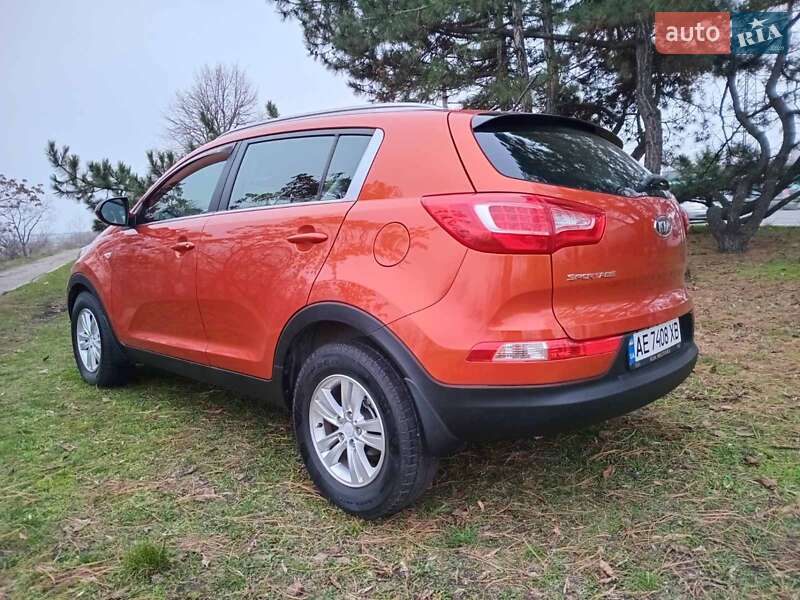Позашляховик / Кросовер Kia Sportage 2011 в Дніпрі