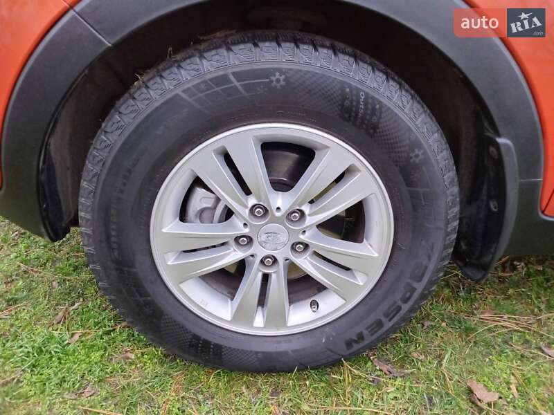 Позашляховик / Кросовер Kia Sportage 2011 в Дніпрі