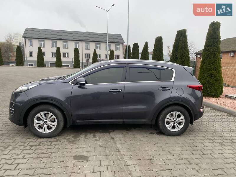 Внедорожник / Кроссовер Kia Sportage 2017 в Виннице фото 8 Внедорожник / Кроссовер Kia Sportage 2017 в Виннице