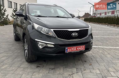 Позашляховик / Кросовер Kia Sportage 2015 в Луцьку