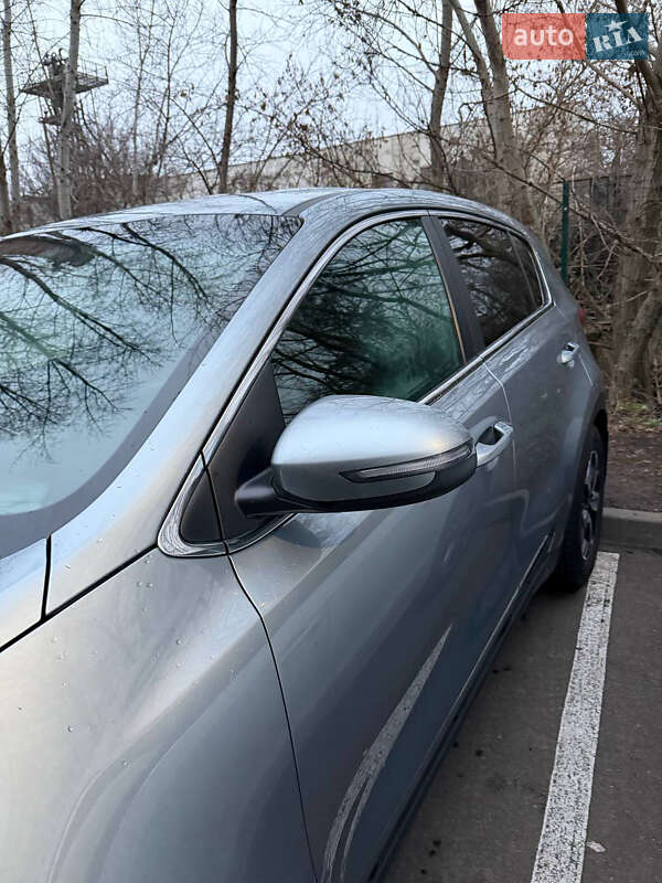 Позашляховик / Кросовер Kia Sportage 2021 в Києві фото 3 Позашляховик / Кросовер Kia Sportage 2021 в Києві