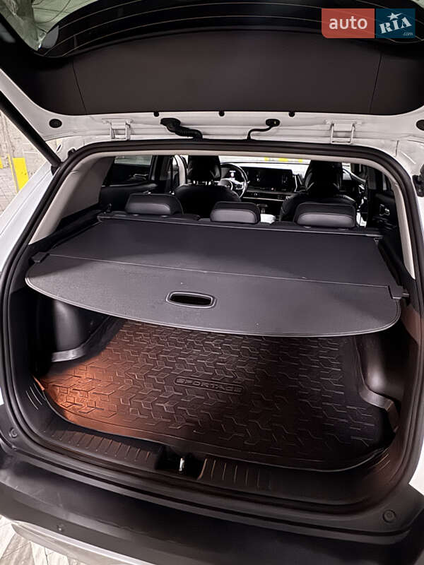 Внедорожник / Кроссовер Kia Sportage 2023 в Тернополе