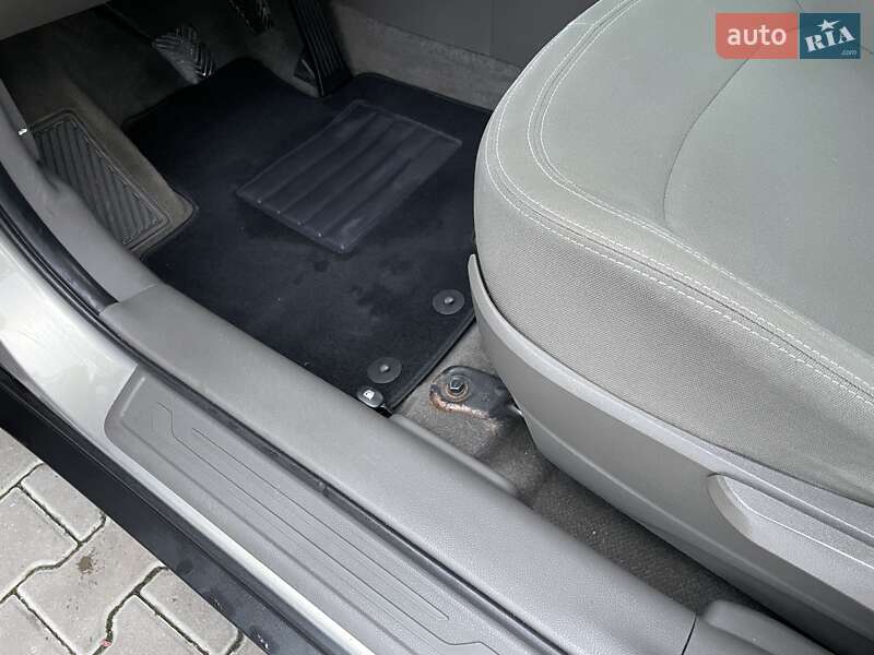 Внедорожник / Кроссовер Kia Sportage 2011 в Ковеле