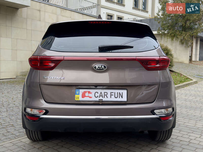 Позашляховик / Кросовер Kia Sportage 2021 в Львові