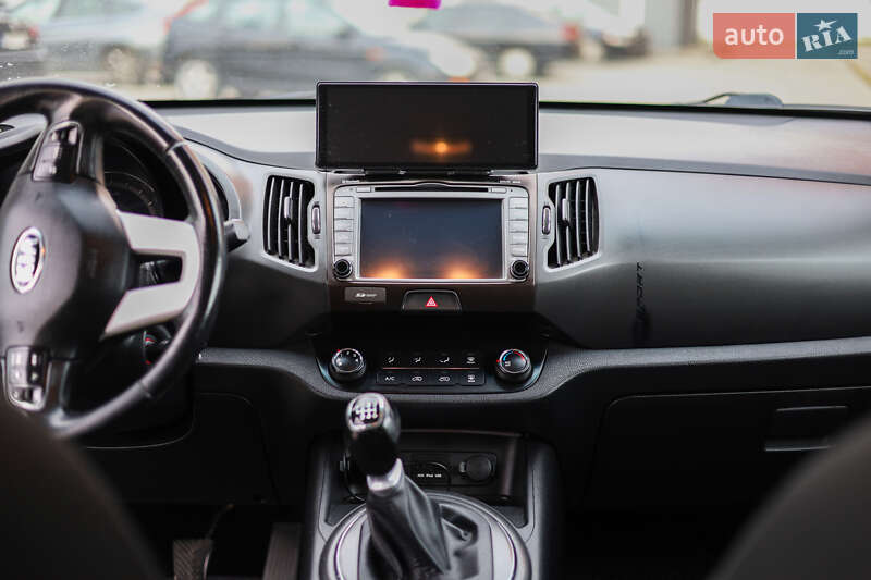 Внедорожник / Кроссовер Kia Sportage 2013 в Львове