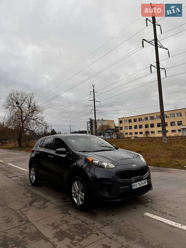 Внедорожник / Кроссовер Kia Sportage 2017 в Славуте фото 12 Внедорожник / Кроссовер Kia Sportage 2017 в Славуте
