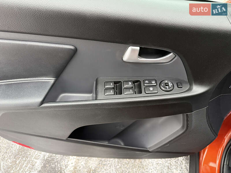 Внедорожник / Кроссовер Kia Sportage 2011 в Виннице