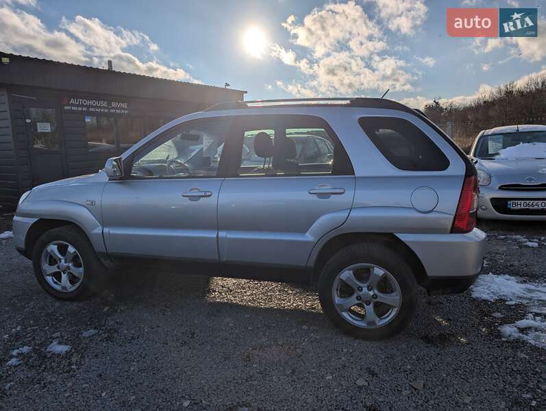 Внедорожник / Кроссовер Kia Sportage 2008 в Ровно