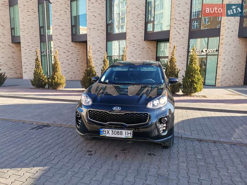Позашляховик / Кросовер Kia Sportage 2017 в Хмельницькому