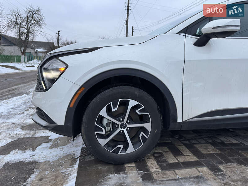 Внедорожник / Кроссовер Kia Sportage 2023 в Городне