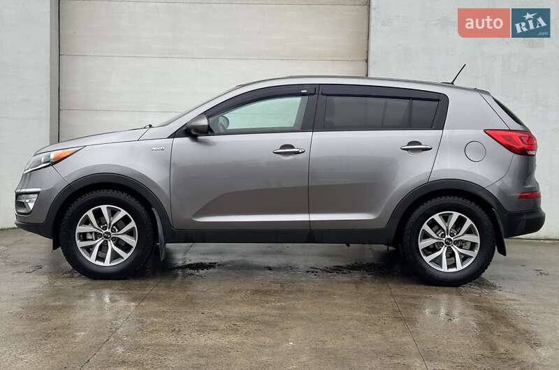 Внедорожник / Кроссовер Kia Sportage 2013 в Сарнах