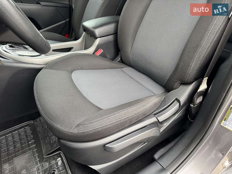 Внедорожник / Кроссовер Kia Sportage 2013 в Сарнах