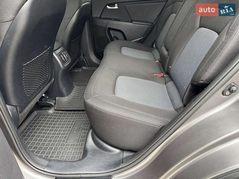 Внедорожник / Кроссовер Kia Sportage 2013 в Сарнах