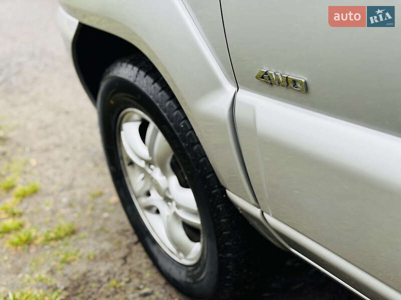 Позашляховик / Кросовер Kia Sportage 2007 в Харкові