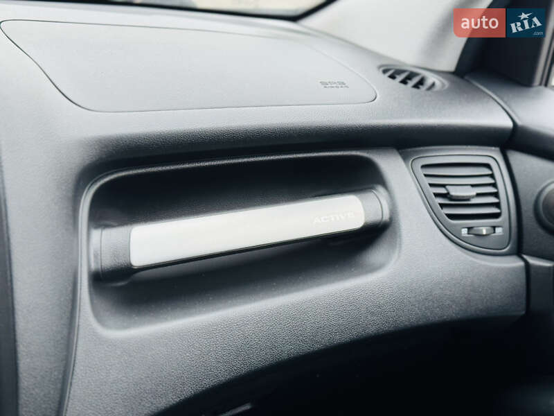 Позашляховик / Кросовер Kia Sportage 2007 в Харкові