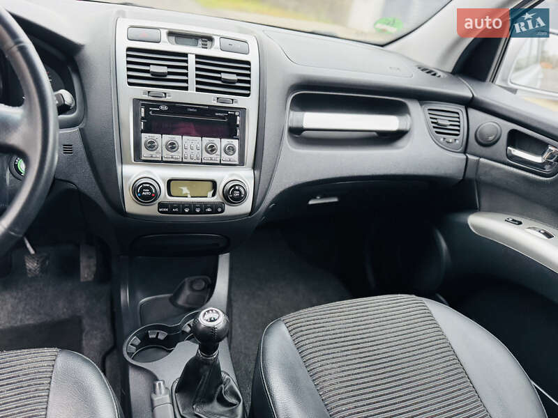 Позашляховик / Кросовер Kia Sportage 2007 в Харкові