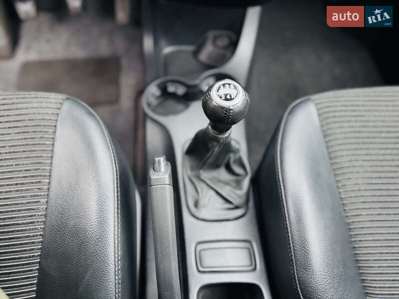 Позашляховик / Кросовер Kia Sportage 2007 в Харкові