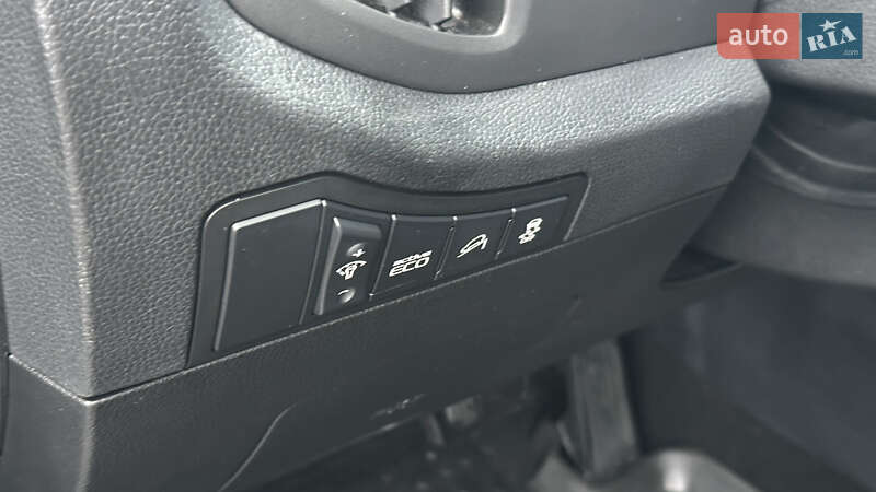 Внедорожник / Кроссовер Kia Sportage 2013 в Дрогобыче