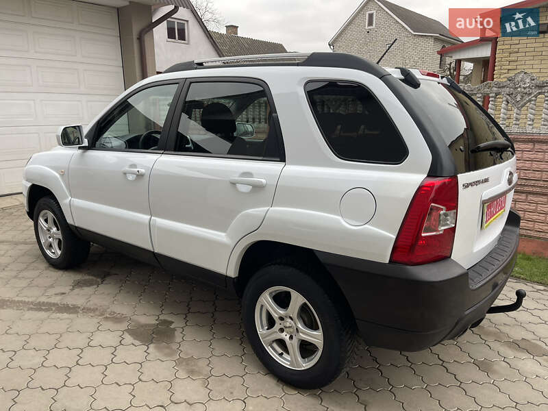 Внедорожник / Кроссовер Kia Sportage 2010 в Ковеле