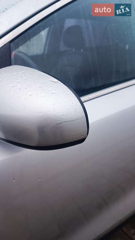 Внедорожник / Кроссовер Kia Sportage 2016 в Черновцах