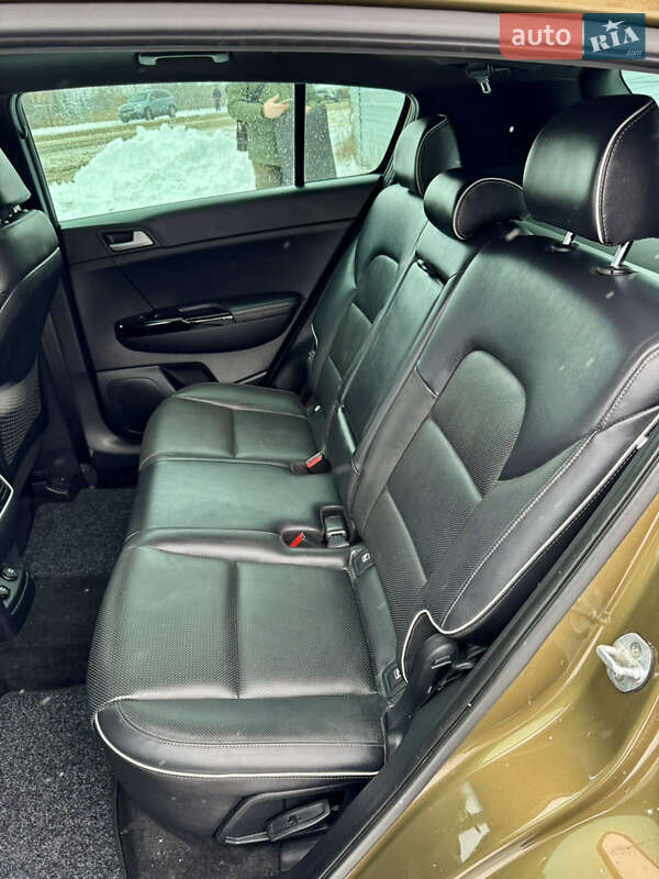 Позашляховик / Кросовер Kia Sportage 2016 в Полтаві фото 46 Позашляховик / Кросовер Kia Sportage 2016 в Полтаві