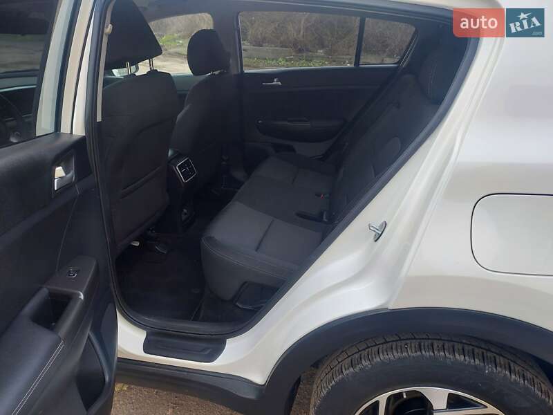 Внедорожник / Кроссовер Kia Sportage 2020 в Верхнеднепровске