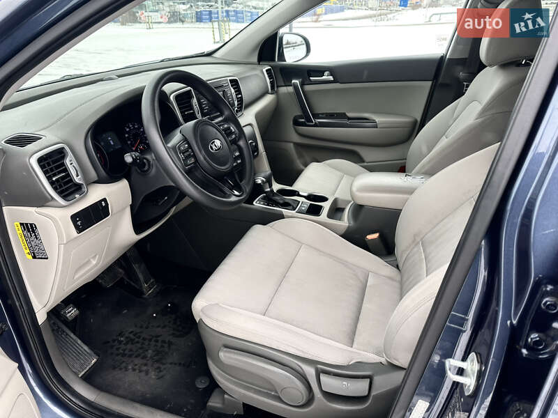 Внедорожник / Кроссовер Kia Sportage 2016 в Львове