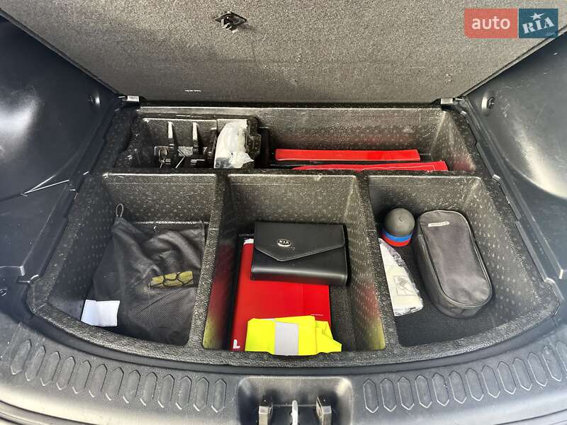 Позашляховик / Кросовер Kia Sportage 2013 в Ковелі