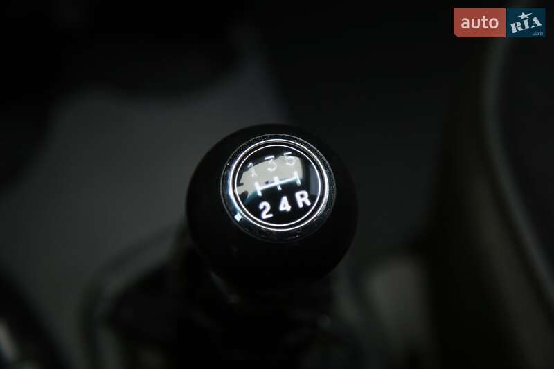 Внедорожник / Кроссовер Kia Sportage 2008 в Харькове