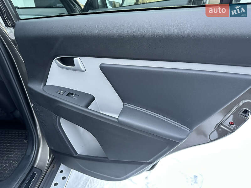 Внедорожник / Кроссовер Kia Sportage 2014 в Ковеле фото 14 Внедорожник / Кроссовер Kia Sportage 2014 в Ковеле